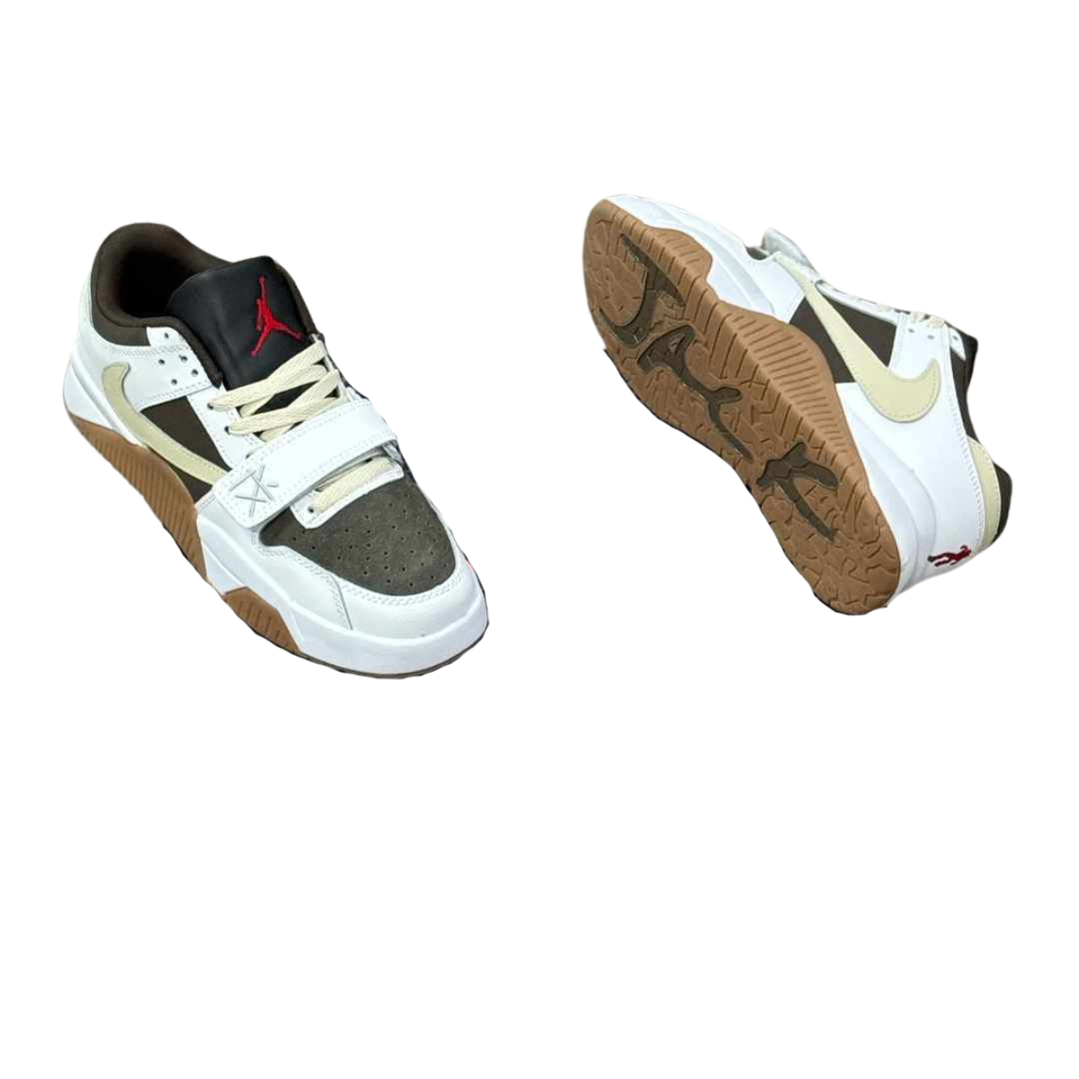 Zapatillas Jordan Jack Jumpman Hombre: Tu Guía de Compra en Onlineshoppingcenterg Si estás buscando las Zapatillas Jordan Jack Jumpman Hombre, has llegado al lugar indicado. En Onlineshoppingcenterg, nos especializamos en ofrecerte los mejores productos para que puedas hacer una compra informada y segura. Este artículo te ayudará a resolver todas tus dudas y encontrar las zapatillas ideales.  ¿Por Qué Elegir Zapatillas Jordan Jack Jumpman Hombre? Las Zapatillas Jordan Jack Jumpman Hombre son una excelente opción para quienes buscan estilo, confort y rendimiento. Este modelo combina el legado de Michael Jordan con un diseño moderno que se adapta a cualquier ocasión. Ya sea que las necesites para jugar baloncesto o para un look casual, las Jordan Jumpman 23 y otros modelos de la línea Jumpman son una inversión segura.  Beneficios de las Zapatillas Jordan Jumpman 23 Estilo Inconfundible: Las Jordan Jumpman 23 tienen un diseño que destaca, ideal para quienes quieren llevar el estilo de Michael Jordan en cada paso. Comodidad y Soporte: Diseñadas para ofrecer un soporte óptimo durante actividades deportivas, estas zapatillas cuentan con tecnología avanzada para proteger tus pies. Durabilidad: Fabricadas con materiales de alta calidad, las Jordan Jumpman Jack están diseñadas para durar, incluso con uso diario. ¿Cómo Elegir las Mejores Zapatillas Jordan Jack Jumpman Hombre? Al buscar Zapatillas Jordan Jack Jumpman Hombre, es importante tener en cuenta varios factores para asegurarte de que estás eligiendo el par perfecto.